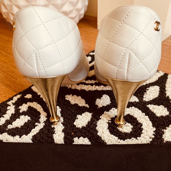 CHANEL Open Toe D'Orsay Booties Heel - Picture 6 of 9